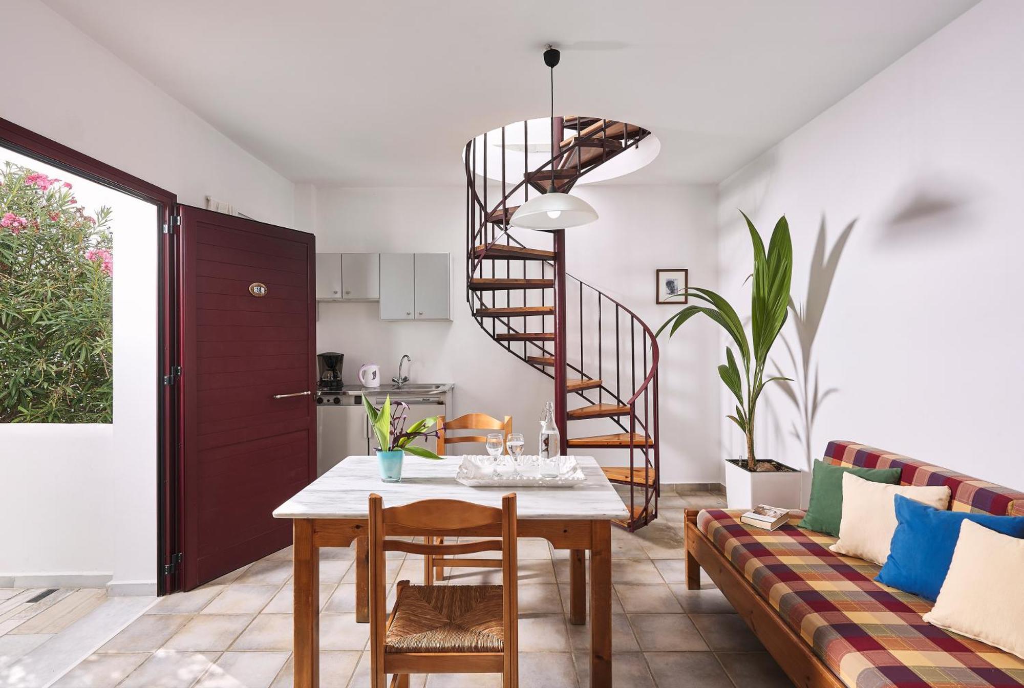 Eva Suites & Apartments Agia Marina  Ngoại thất bức ảnh