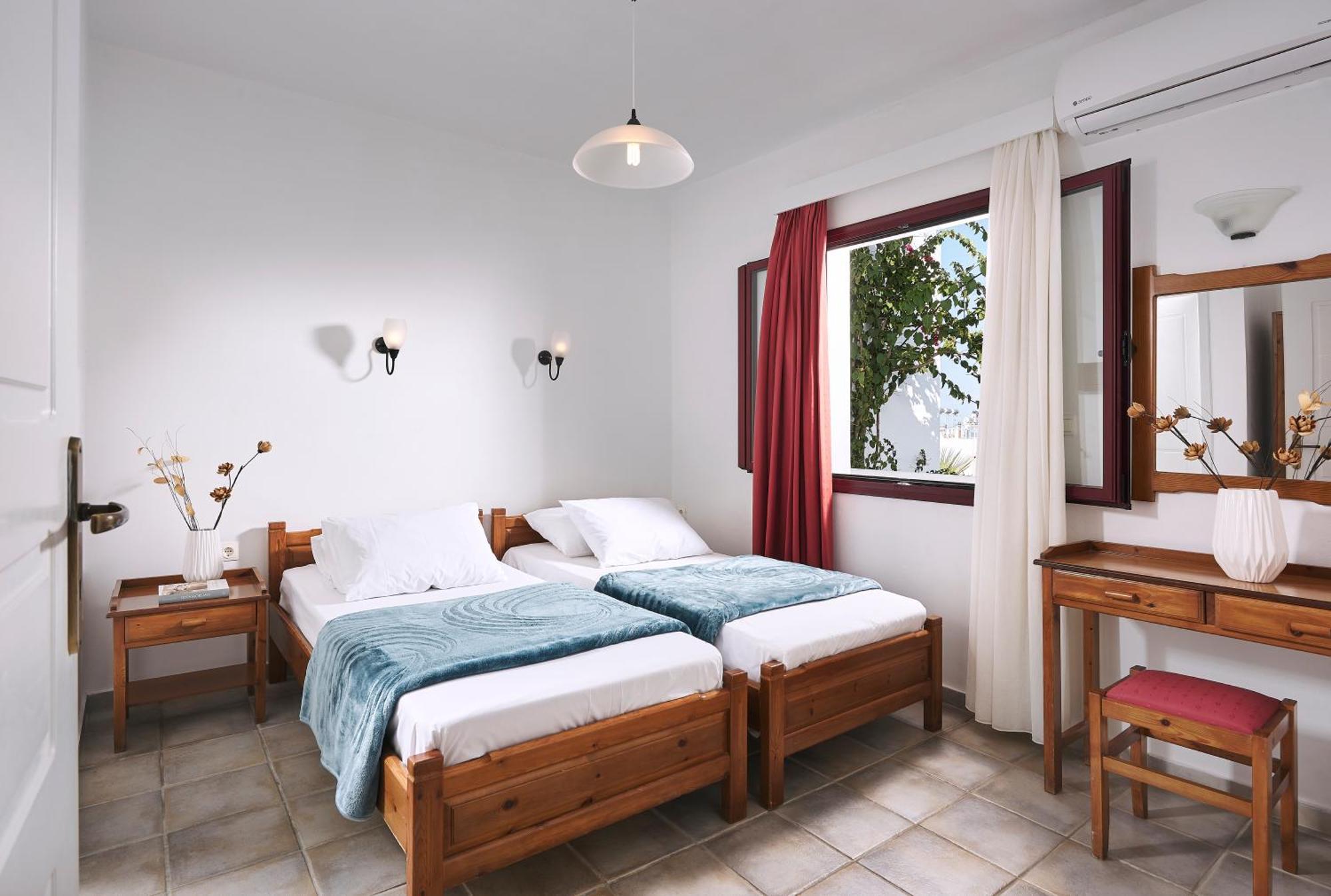 Eva Suites & Apartments Agia Marina  Ngoại thất bức ảnh