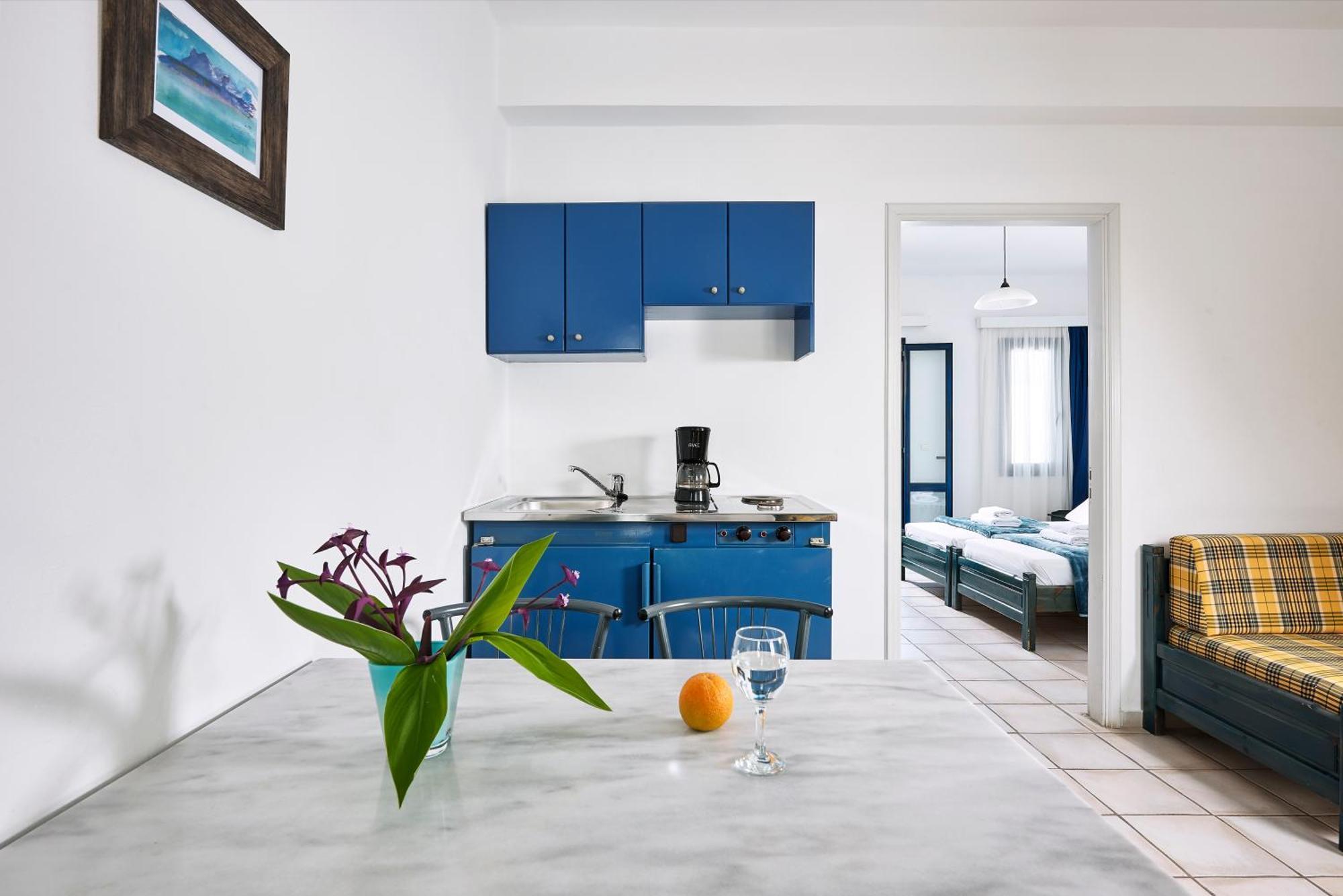 Eva Suites & Apartments Agia Marina  Phòng bức ảnh