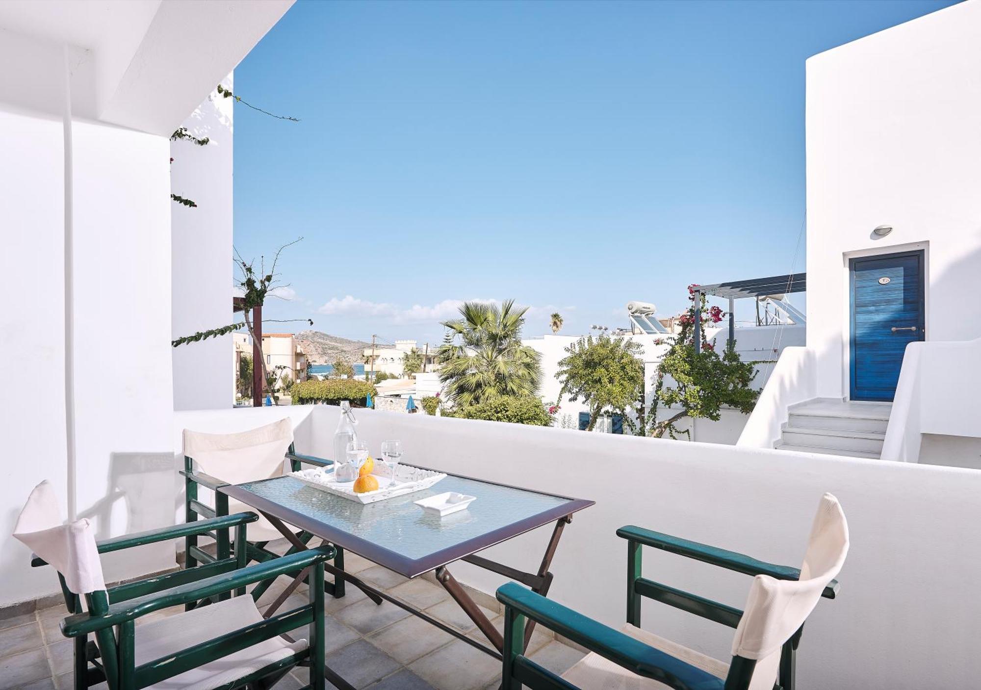 Eva Suites & Apartments Agia Marina  Phòng bức ảnh